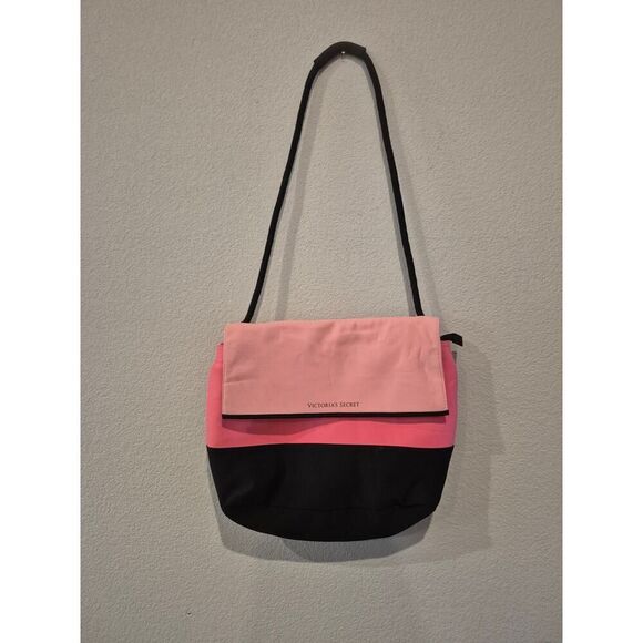 Victorias Secret Pink Flap Insulated Cooler Tote Shoulder Bag Pink/Black - Picture 1 of 5